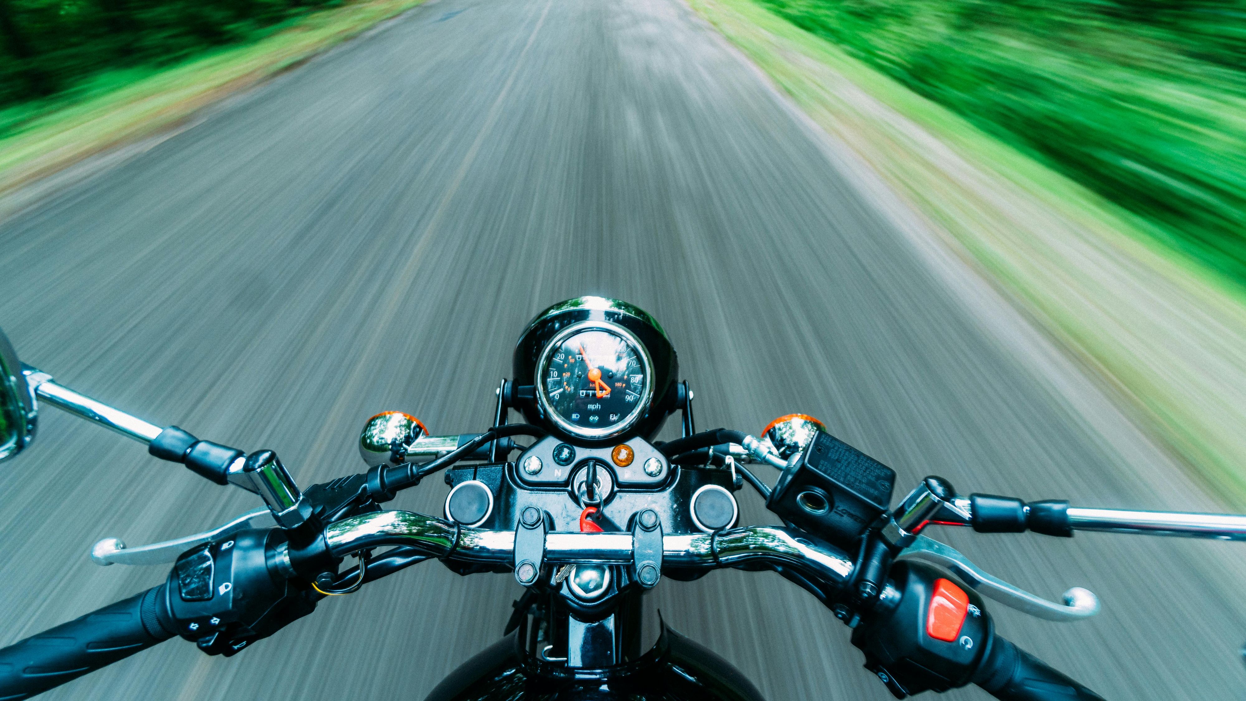 Un motard sème la police à deux reprises avant d'être interpellé